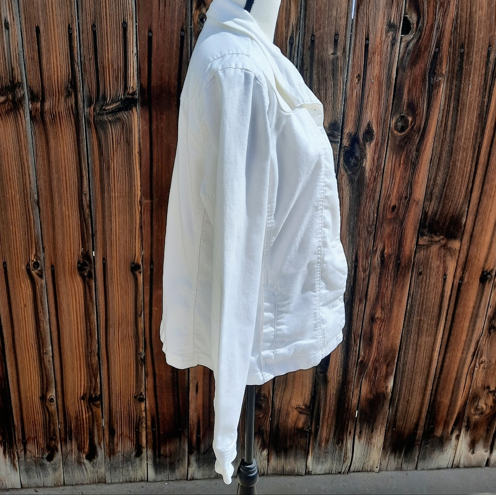 Prana White Lightweight Button Front Stretch Jack… - image 3